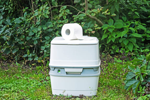 Best Porta potty rental for parties  in Golden Hills, CA