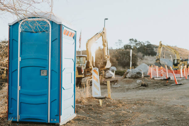 Best Porta potty rental near me  in Golden Hills, CA